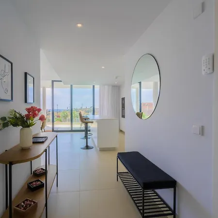 Amazing 3 Bedroom With Seaviews In Higueron Malaga