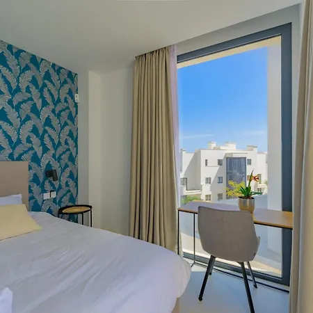 Amazing 3 Bedroom With Seaviews In Higueron * Malaga
