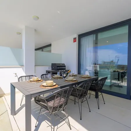 Apartment Amazing 3 Bedroom With Seaviews In Higueron